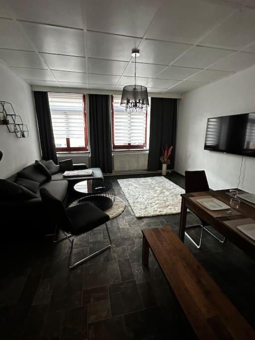 Schoene Wohnung In Bestlage Inclusive Parkplatz Leipzig Buitenkant foto